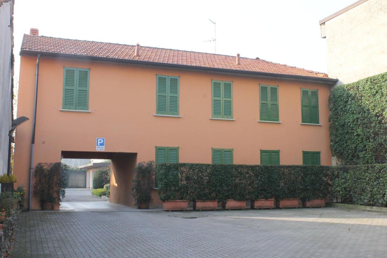 Albergo La Scaletta Канту Экстерьер фото